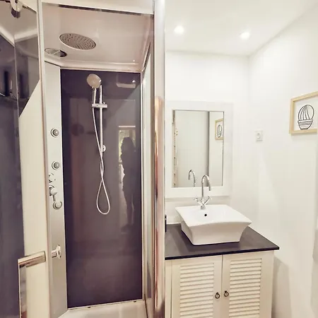 La Maison Des Biscuits * Loubaresse